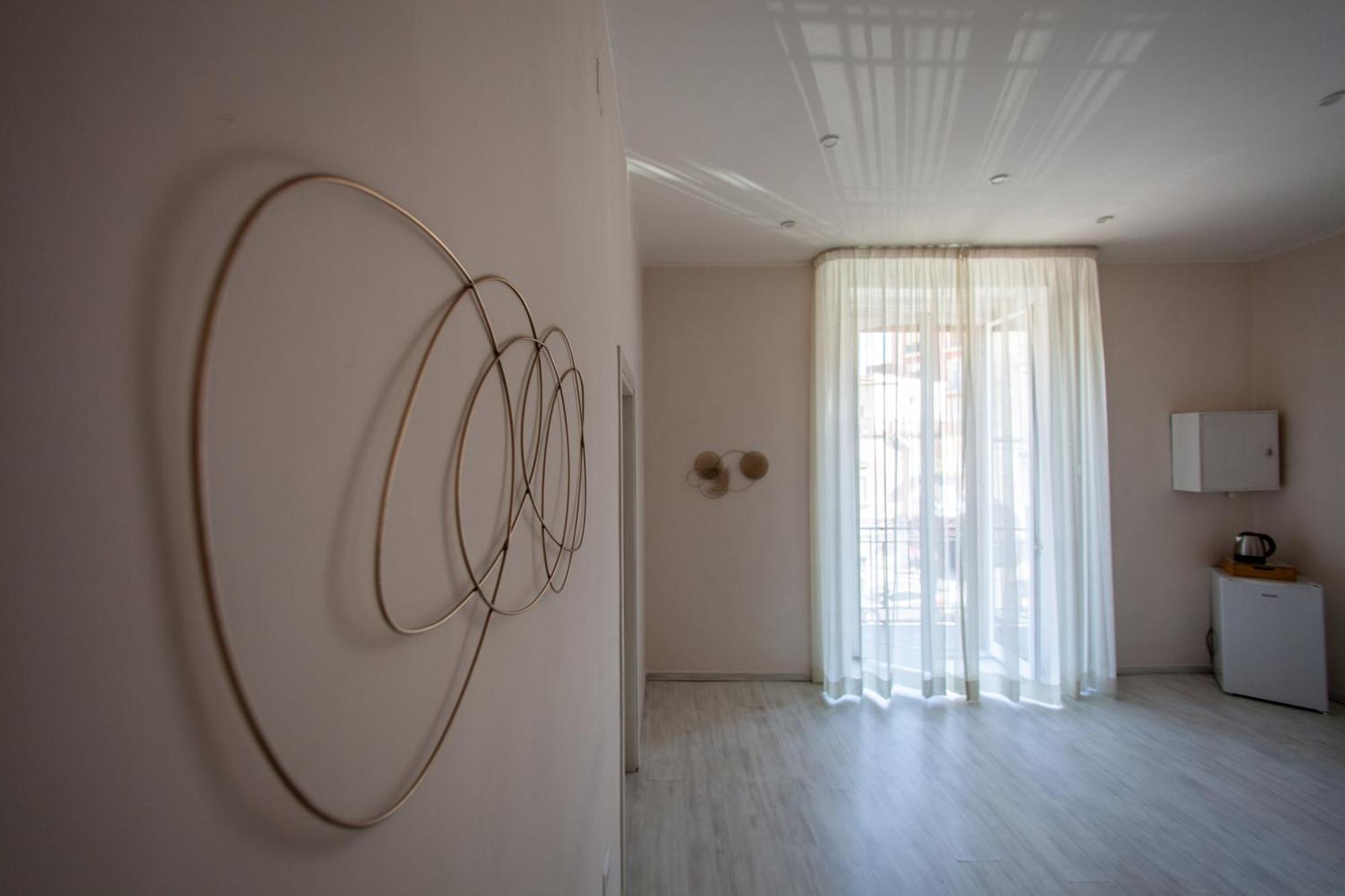 Airport Luxury Rooms Naples Exterior photo
