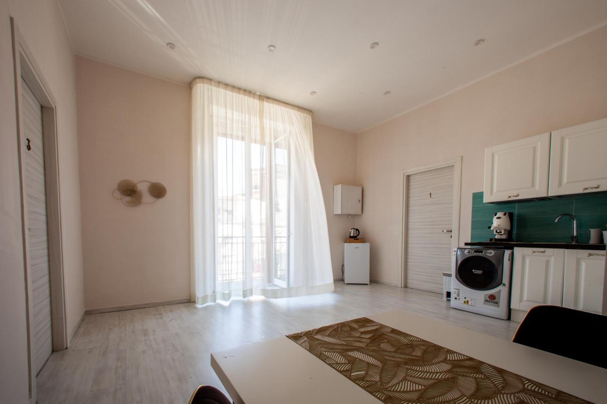 Airport Luxury Rooms Naples Exterior photo
